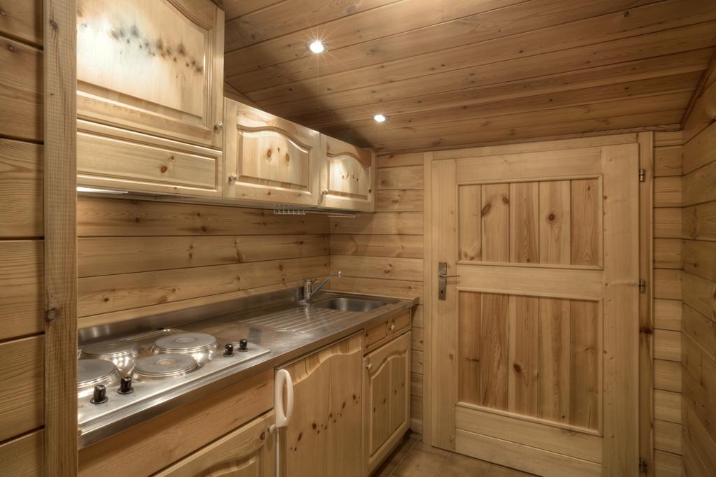 Hotel Ciasa Ai Pini San Cassiano  Pokoj fotografie