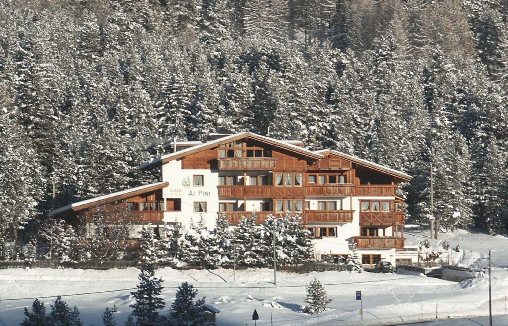 Hotel Ciasa Ai Pini San Cassiano  Exteriér fotografie